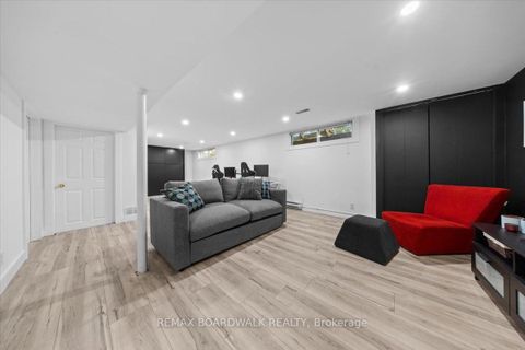 Photo 25 at 7 Gagnon Court, Beaverbrook, Kanata