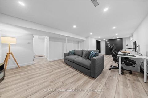 Photo 26 at 7 Gagnon Court, Beaverbrook, Kanata