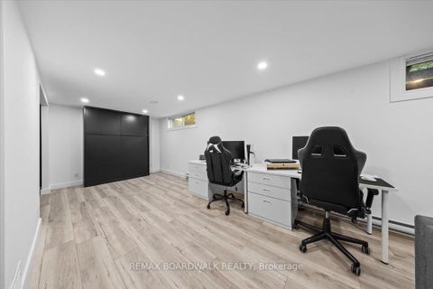 Photo 27 at 7 Gagnon Court, Beaverbrook, Kanata