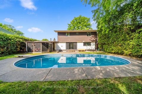 Photo 30 at 7 Gagnon Court, Beaverbrook, Kanata