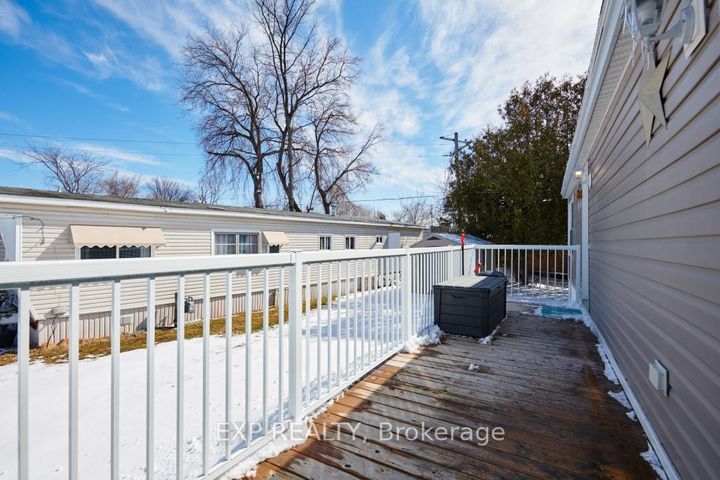 Photo 24 at 11 Bonner Street, Nepean (Industrial Park), Ottawa