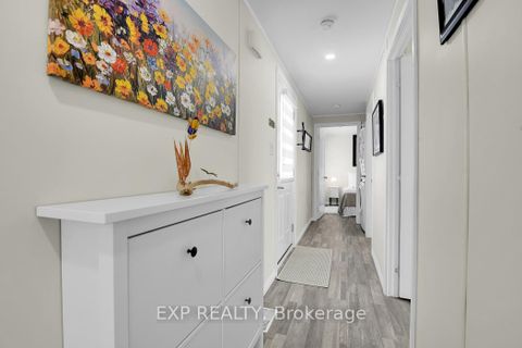 Photo 5 at 11 Bonner Street, Nepean (Industrial Park), Ottawa