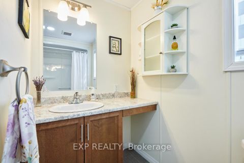 Photo 21 at 11 Bonner Street, Nepean (Industrial Park), Ottawa