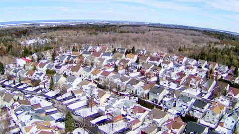 Photo 38 at 90 Moresby Drive, Bridlewood, Kanata