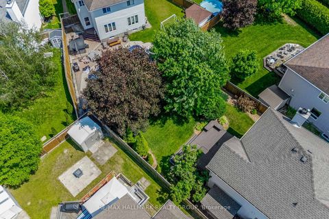 Photo 34 at 804 Adencliffe Drive, Fallingbrook/Ridgemount, Orleans