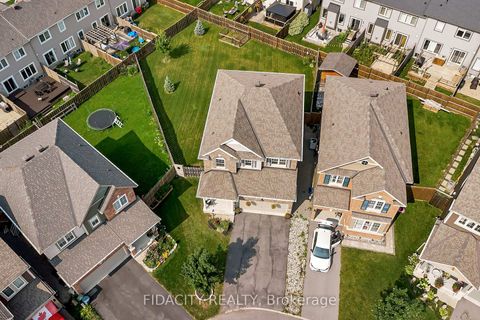 Photo 1 at 16 Sweetbay Circle, Stittsville (North), Stittsville