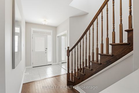 Photo 3 at 16 Sweetbay Circle, Stittsville (North), Stittsville