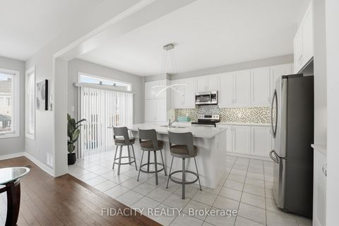 Photo 10 at 16 Sweetbay Circle, Stittsville (North), Stittsville