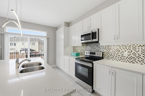 Photo 13 at 16 Sweetbay Circle, Stittsville (North), Stittsville