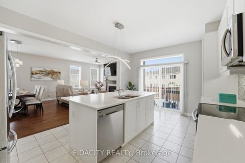 Photo 14 at 16 Sweetbay Circle, Stittsville (North), Stittsville