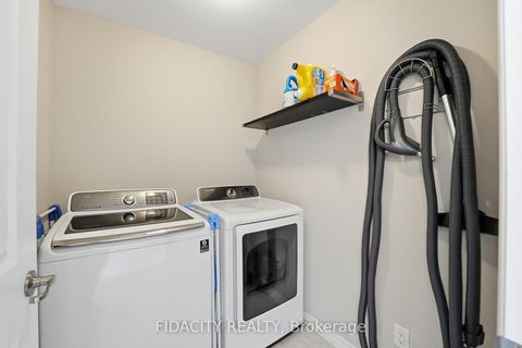 Photo 29 at 16 Sweetbay Circle, Stittsville (North), Stittsville