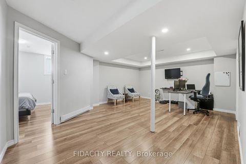 Photo 30 at 16 Sweetbay Circle, Stittsville (North), Stittsville