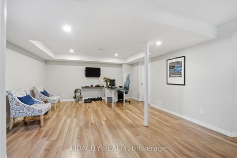 Photo 31 at 16 Sweetbay Circle, Stittsville (North), Stittsville