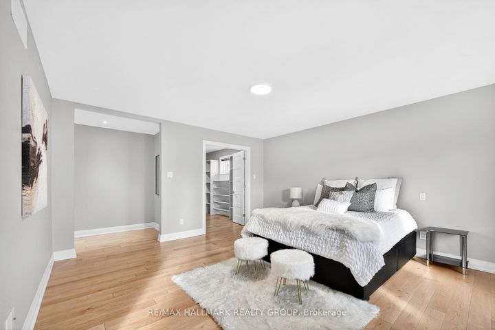 Photo 20 at 114 Rita Avenue, Nepean (Meadowlands/St. Claire Gardens), Ottawa