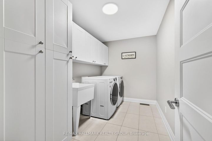 Photo 29 at 114 Rita Avenue, Nepean (Meadowlands/St. Claire Gardens), Ottawa