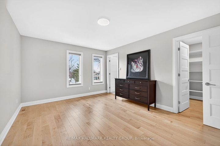 Photo 32 at 114 Rita Avenue, Nepean (Meadowlands/St. Claire Gardens), Ottawa