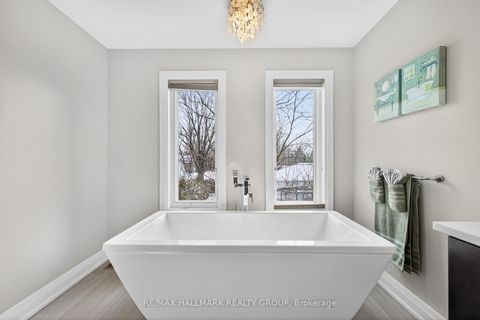 Photo 27 at 114 Rita Avenue, Nepean (Meadowlands/St. Claire Gardens), Ottawa