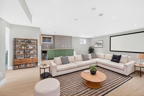 Photo 35 at 114 Rita Avenue, Nepean (Meadowlands/St. Claire Gardens), Ottawa