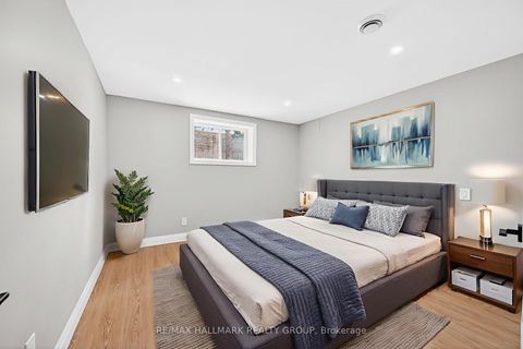 Photo 41 at 114 Rita Avenue, Nepean (Meadowlands/St. Claire Gardens), Ottawa