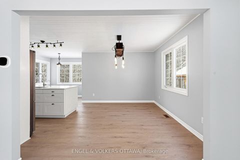 Photo 13 at 3415 Torbolton Ridge Road, Dunrobin, Constance Bay