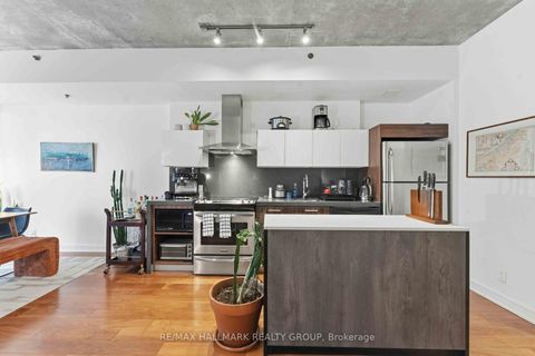 Photo 8 at 313 - 360 McLeod Street, Ottawa Centre