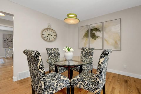 Photo 8 at 27 Winchester Drive, Glencairn/Hazeldean, Kanata
