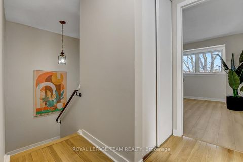 Photo 15 at 27 Winchester Drive, Glencairn/Hazeldean, Kanata