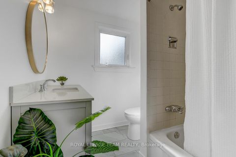 Photo 22 at 27 Winchester Drive, Glencairn/Hazeldean, Kanata