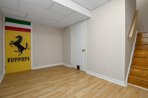 Photo 23 at 27 Winchester Drive, Glencairn/Hazeldean, Kanata