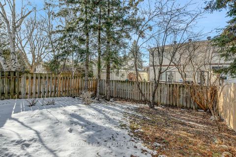 Photo 29 at 27 Winchester Drive, Glencairn/Hazeldean, Kanata