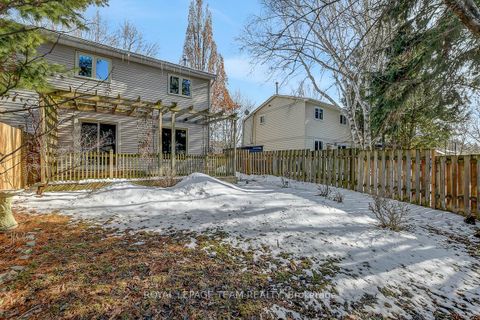 Photo 30 at 27 Winchester Drive, Glencairn/Hazeldean, Kanata