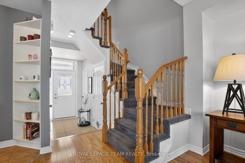 Photo 17 at 114 Tandalee Crescent, Emerald Meadows/Trailwest, Kanata