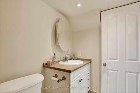 Photo 30 at 114 Tandalee Crescent, Emerald Meadows/Trailwest, Kanata