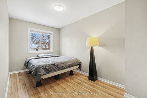 Photo 19 at 1403 beaucourt Place, Fallingbrook/Ridgemount, Orleans