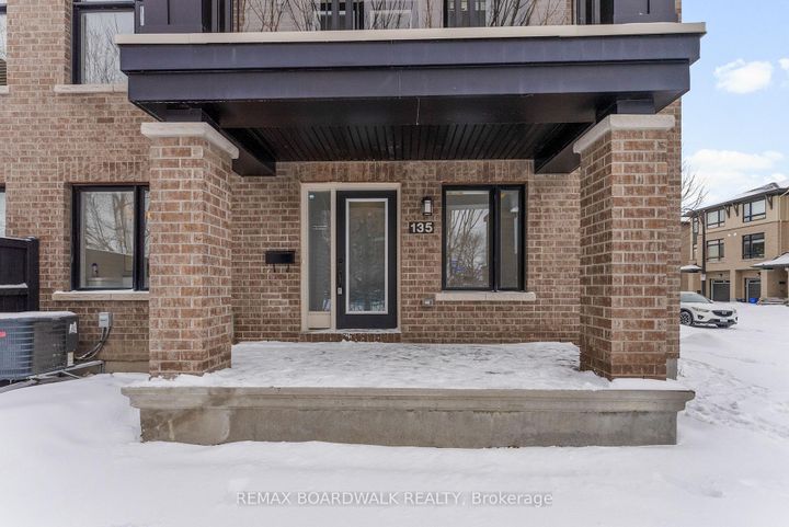 Photo 3 at 135 Wild Senna Way, Nepean (Longfields), Ottawa