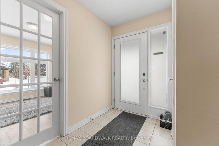 Photo 5 at 135 Wild Senna Way, Nepean (Longfields), Ottawa