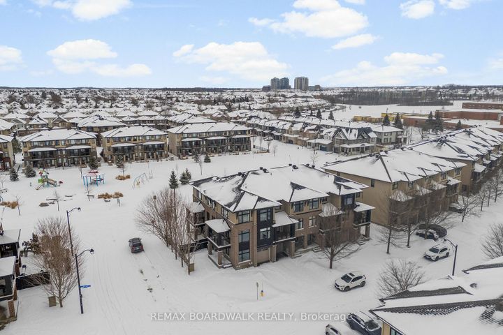 Photo 31 at 135 Wild Senna Way, Nepean (Longfields), Ottawa