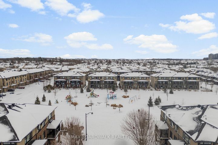 Photo 33 at 135 Wild Senna Way, Nepean (Longfields), Ottawa