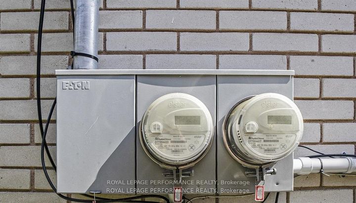 Photo 19 at 33 Majestic Drive N, Nepean (Manordale), Ottawa