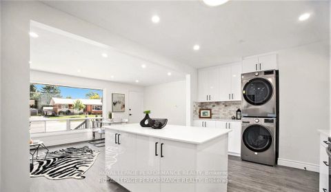 Photo 9 at 33 Majestic Drive N, Nepean (Manordale), Ottawa