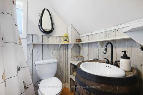 Photo 38 at 3968 Diamondview Road, Fitzroy, Carp