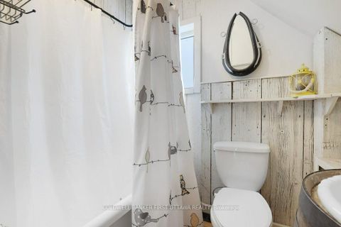 Photo 39 at 3968 Diamondview Road, Fitzroy, Carp