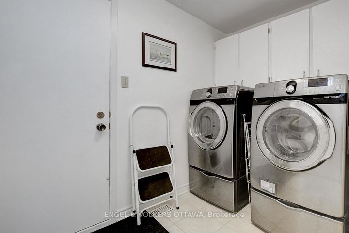 Photo 20 at 206 Sherway Drive, Nepean (Pheasant Run), Ottawa