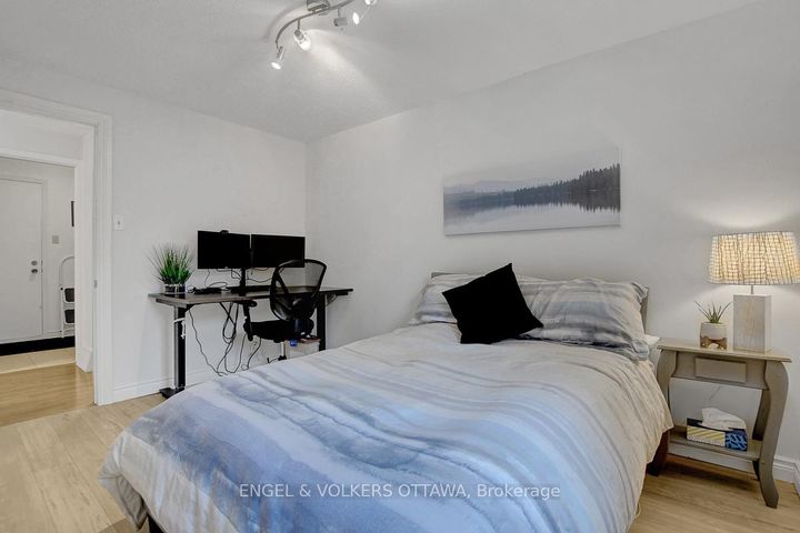 Photo 21 at 206 Sherway Drive, Nepean (Pheasant Run), Ottawa
