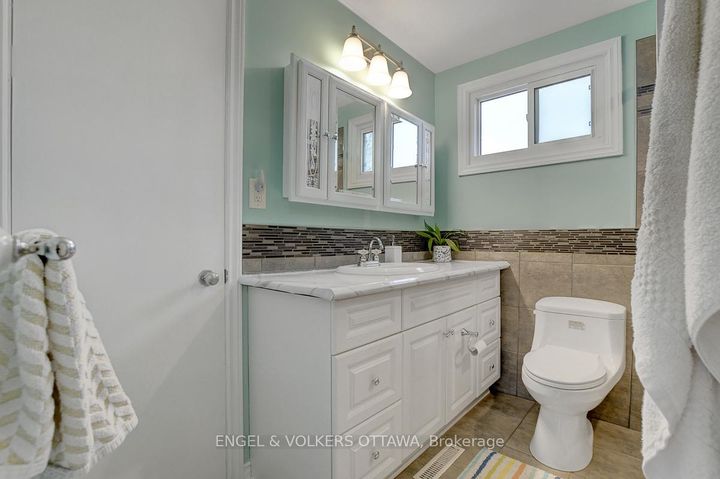Photo 28 at 206 Sherway Drive, Nepean (Pheasant Run), Ottawa