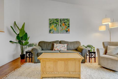 Photo 1 at 206 Sherway Drive, Nepean (Pheasant Run), Ottawa