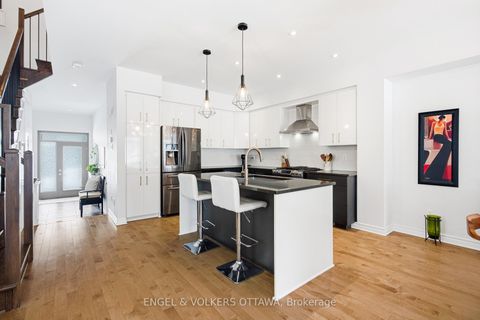 Photo 7 at 719 Twist Way, Emerald Meadows/Trailwest, Kanata