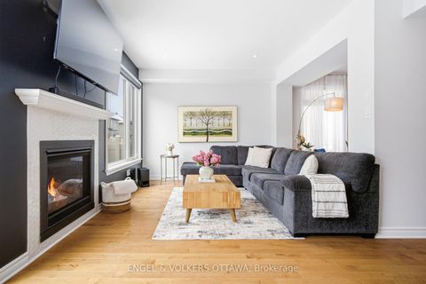 Photo 18 at 719 Twist Way, Emerald Meadows/Trailwest, Kanata