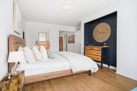 Photo 25 at 719 Twist Way, Emerald Meadows/Trailwest, Kanata