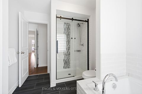 Photo 31 at 719 Twist Way, Emerald Meadows/Trailwest, Kanata